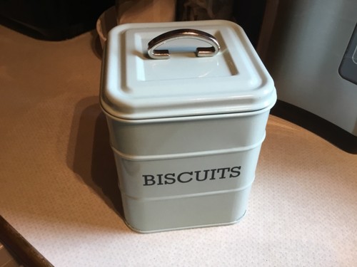 Enamel biscuit tin square - ,