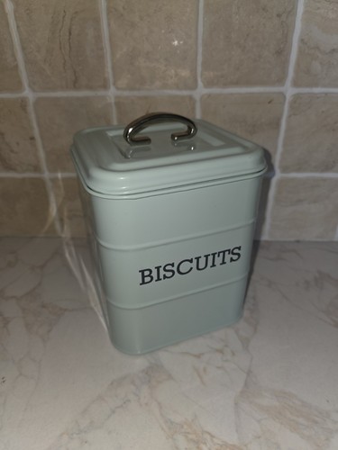 Square enamel retro biscuit - square,